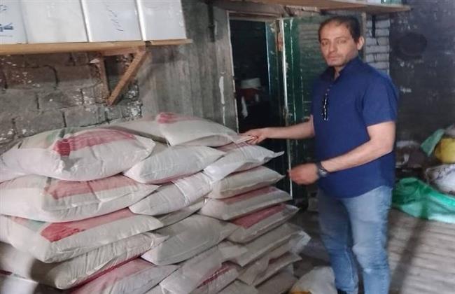 البحيرة .. ضبط 20 طن أسمدة مجهولة المصدر ومستودع غاز تصرف في 400 أسطوانة