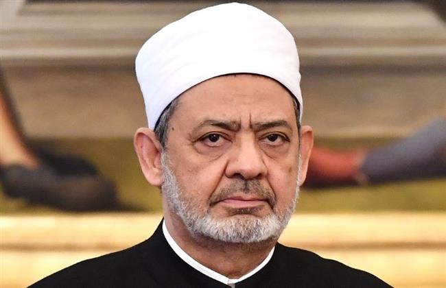 شيخ الأزهر ينعى الرئيس الإيراني إبراهيم رئيسي 