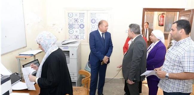  رئيس جامعة المنصورة يتفقد الامتحانات بكلية التربية للطفولة المبكر