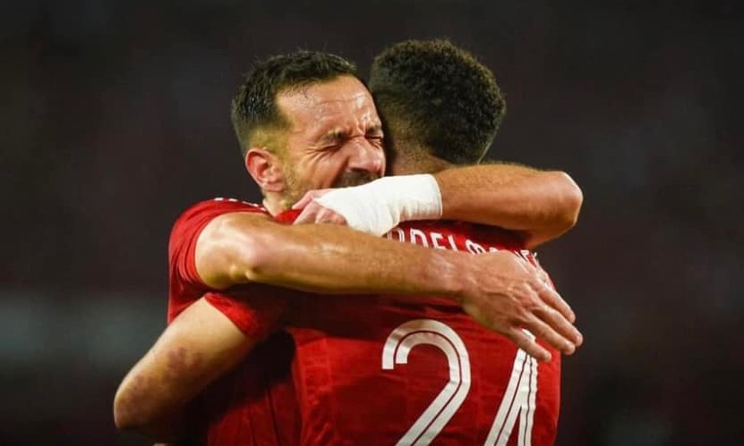 دوري أبطال إفريقيا .. نجم الأهلي يوجه رسالة لـ علي معلول