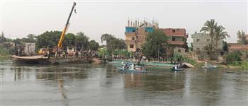 وزير الصحة يتابع حادث ميكروباص معدية أبوغالب