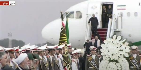 وصول جثامين الرئيس الإيراني إبراهيم رئيسي ومرافقيه إلى طهران