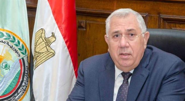 وزير الزراعة يؤكد ضرورة التنسيق لتوفير الأسمدة للمزارعين 