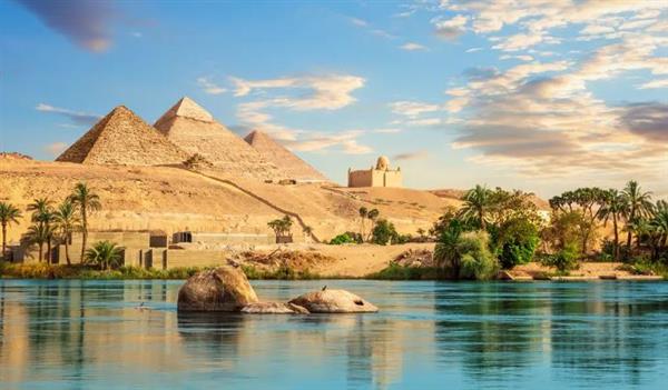 الأهرامات.. واكتشاف مجرى لنهر النيل!
