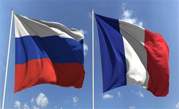   "الخارجية الروسية": العلاقات بين موسكو وباريس تمر بأزمة عميقة