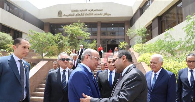 وزير العدل ورئيس "التنظيم والإدارة" يتفقدان مسابقة شغل وظائف بمصلحة الخبراء 