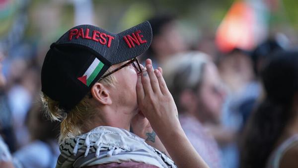 استطلاع :انقسام بين الأمريكيين حول تعامل بايدن مع حرب غزة