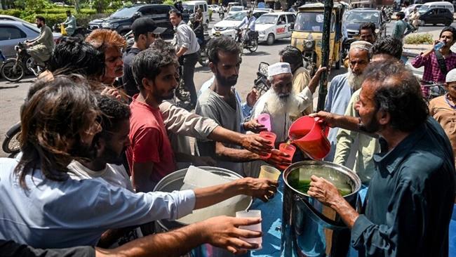 تعرض المئات لضربة شمس حادة في باكستان أدخلوا على إثرها المستشفيات 