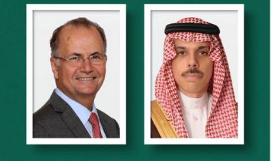 وزير خارجية السعودية يبحث هاتفيًا مع رئيس وزراء فلسطين الأوضاع في الضفة وغزة