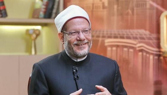 المفتي: لا يوجد شكل معين أو موحد للحجاب الشرعي