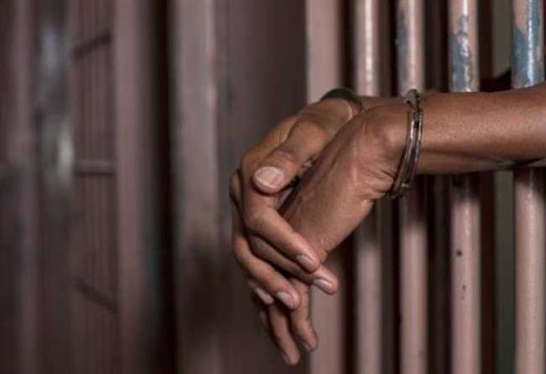 المشدد 3 سنوات لمتهمين بتهديد سيدة وزوجها عبر "فيس بوك" بسوهاج