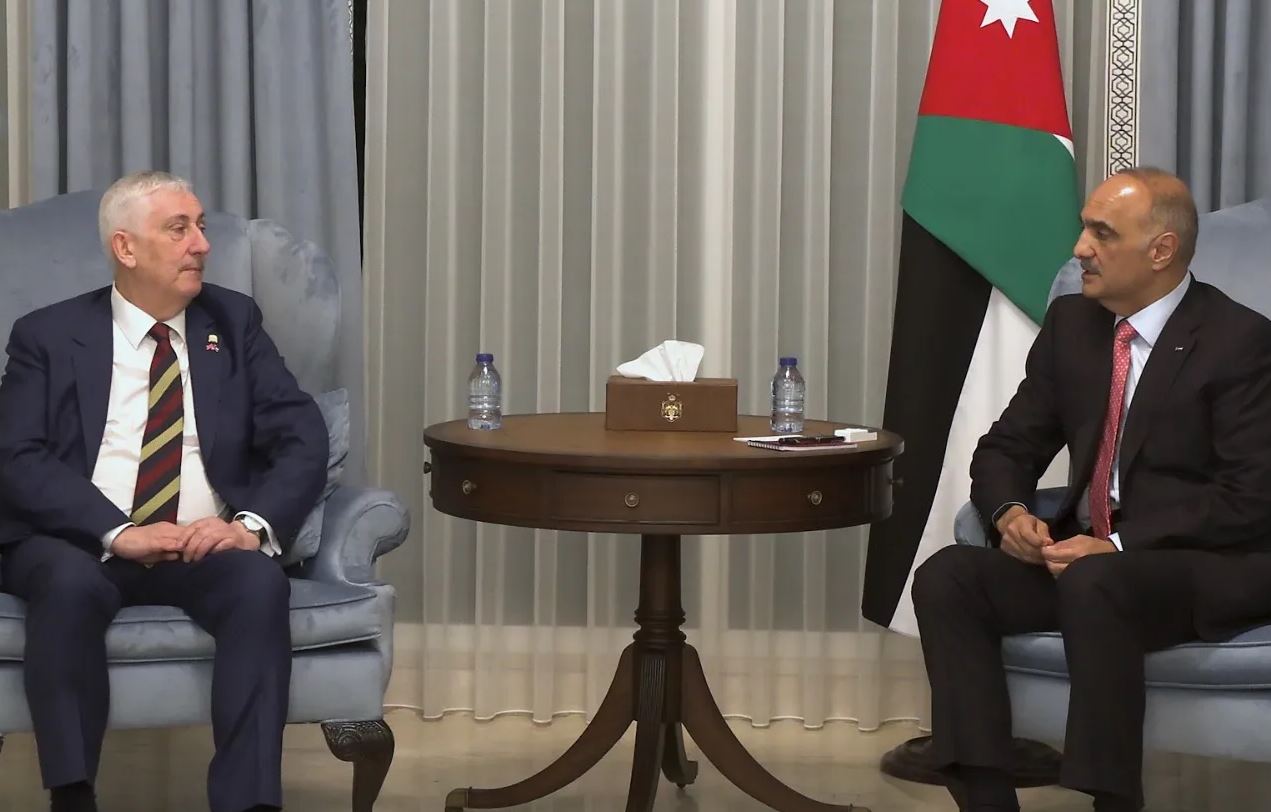 "الخصاونة": استمرار العدوان الإسرائيلي على قطاع غزة يهدد المنطقة بأسرها