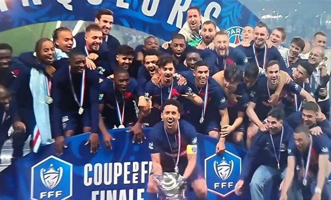 باريس سان جيرمان يتوج بـ كأس فرنسا بعد الفوز على ليون