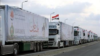   200 شاحنة من المساعدات تنطلق من أمام معبر رفح تمهيدا للدخول إلى غزة 