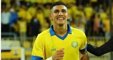 محترفون مطلوبون على قائمة العودة للملاعب المصرية