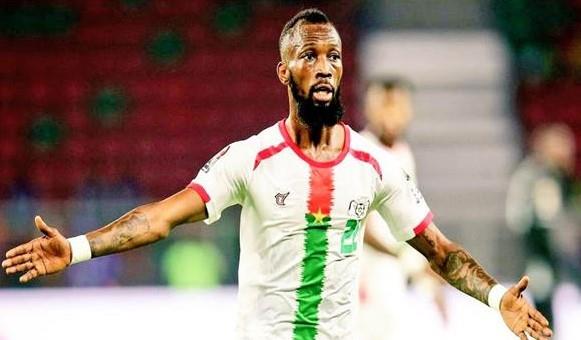 كأس العالم 2026.. بلاتي توريه يقود قائمة بوركينا فاسو استعدادًا لمواجهة مصر