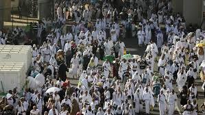 ماذا تفعل عند السقوط أثناء أداء مناسك الحج؟