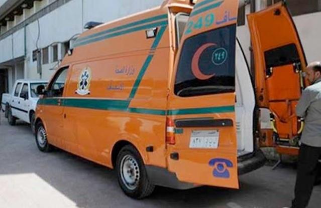 إصابة شخص صدمته سيارة أثناء عبوره الطريق فى العمرانية