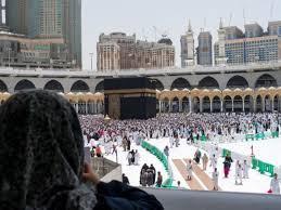 هل يجوز للمرأة الذهاب للحج في فترة العدة؟