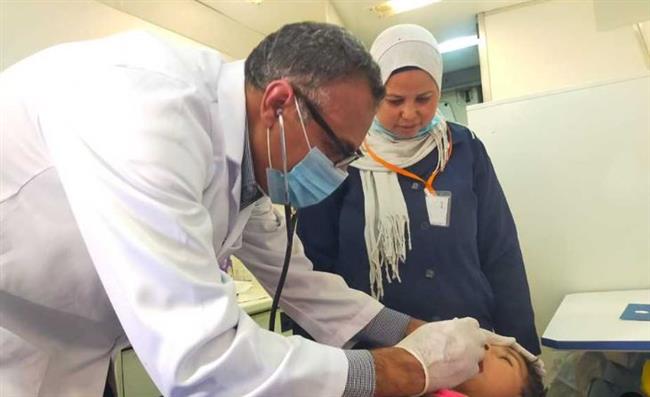 الكشف على 2340 مواطنا وعلاجهم بالمجان في قافلة طبية بالشرقية