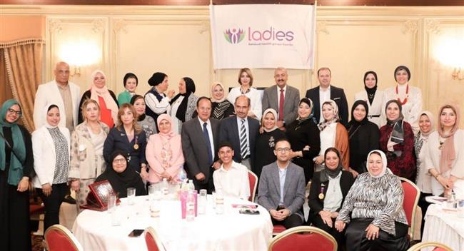 "الروشتة الطبية للحياة الصحية" صالون صحي بالنادي السوري بالإسكندرية 