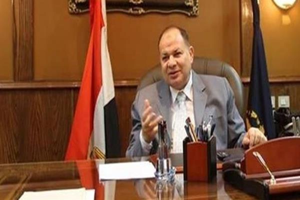 محافظ أسيوط يؤكد أهمية البرامج التدريبية لتعزيز استدامة خدمات المياه والصرف الصحي