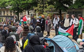   وقفة تضامنية مع فلسطين في محيط جامعة السوربون في فرنسا