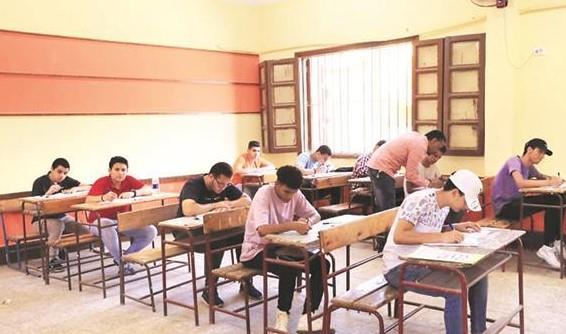 وزير التعليم لـ"طلاب الثانوية": شوفوا امتحانات العام الماضي.. نفس تركيبة وشكل إللي جاي