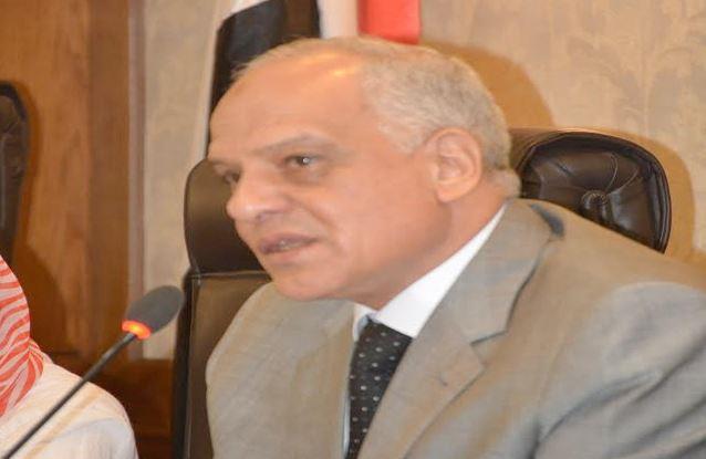 محافظ الجيزة يهنئ أوائل الشهادة الإعدادية والناجحين في امتحانات نهاية العام الدراسي