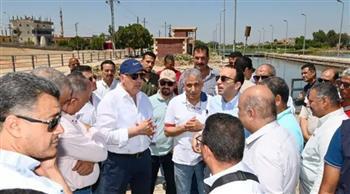 وزير الري يتفقد حالة الري وتطهيرات الترع بالسويس والإسماعيلية