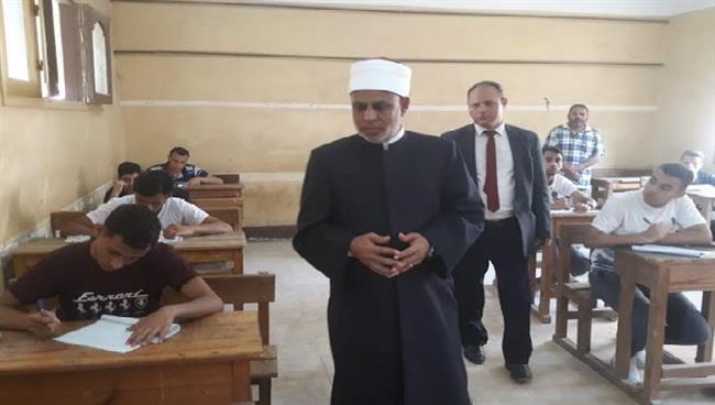 غدًا.. 183 طالبًا وطالبة بالقسم العلمي يؤدون امتحان الثانوية الأزهرية بمطروح