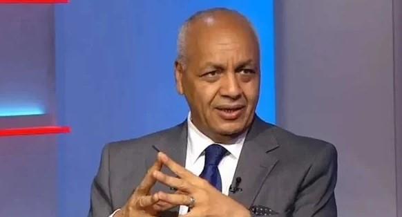 مصطفى بكري ينفعل على الهواء بسبب معاناة المواطنين من الغلاء
