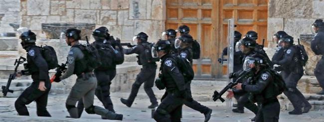 شرطة الاحتلال تعتقل حارس القنصل اليوناني من داخل كنيسة القيامة