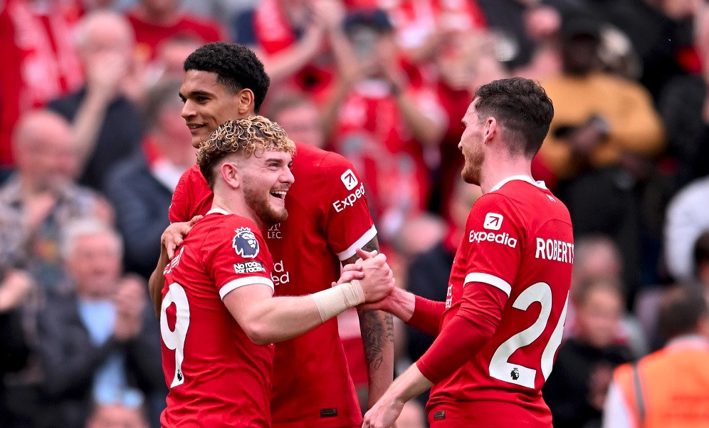 الدوري الإنجليزي .. ليفربول يستعيد انتصاراته بفوزه على توتنهام 4-2