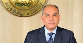   سفير مصر بفرنسا يهنيء أسقف باريس بمناسبة عيد القيامة المجيد