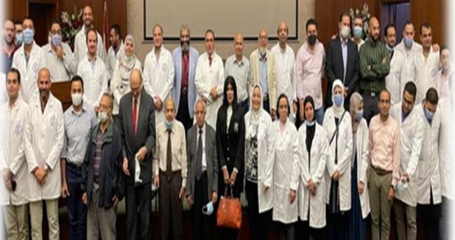 معهد أمراض العيون يستقبل 31459 مريضا وإجراء 7955 عملية جراحية 