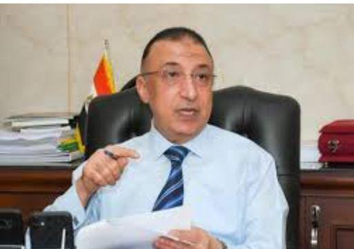 محافظ الاسكندرية يوجه بالتصدي للتعديات على الأراضي الزراعية وإزالة البناء المخالف