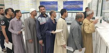 إقبال من مواطني الفيوم على المراكز التكنولوجية لتقديم ملفات التصالح في مخالفات البناء