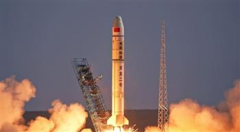 الصين تطلق صاروخا اصطناعيا جديدا في الفضاء