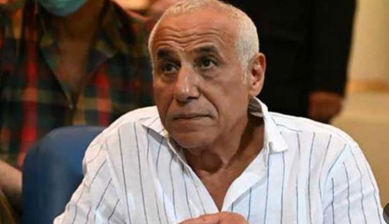 رئيس الزمالك يطمئن على بعثة الفريق قبل السفر إلى المغرب
