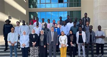 الشباب الأفارقة بمكتبة الإسكندرية في زيارة ميدانية لجامعة العلمين الدولية  