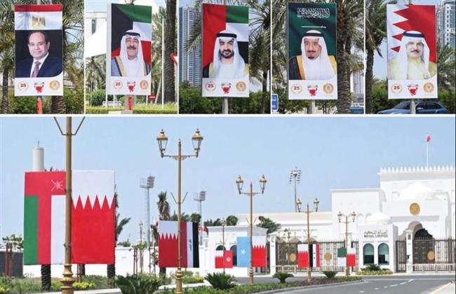 وفد من الجامعة العربية يتوجه إلي المنامة للتحضير للقمة الـ33