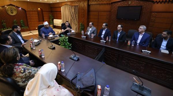 مجمع البحوث الإسلامية يستقبل وفد جامعة الدفاع الوطني الباكستانية