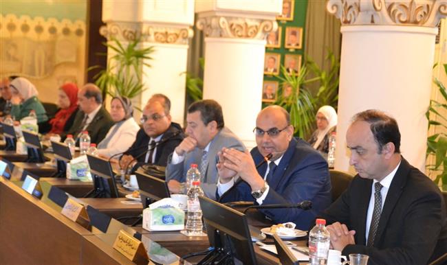 مجلس جامعة الإسكندرية يدرس إنشاء فرع للجامعة الفنلندية ببرج العرب