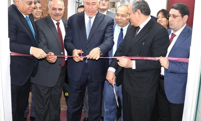 وزير الزراعة يفتتح معامل بناء القدرات لأبحاث تحلية المياه بـ مركز بحوث الصحراء