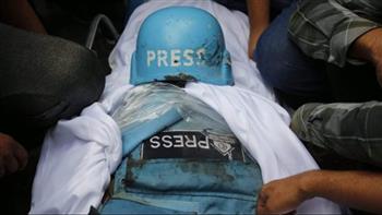   إعلام فلسطيني: استشهاد الصحفية علا الدحدوح في غزة