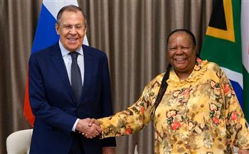 وزيرا خارجية روسيا وجنوب إفريقيا يبحثان العلاقات الثنائية على هامش اجتماعات "بريكس"