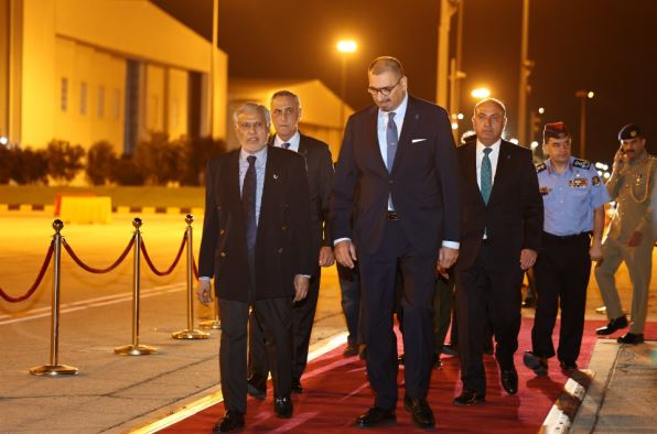 وزير خارجية باكستان يصل الأردن للمشاركة في مؤتمر الاستجابة الطارئة بـ غزة