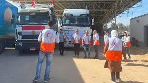   في 24 ساعة.. دخول 72 شاحنة مساعدات فقط إلى غزة