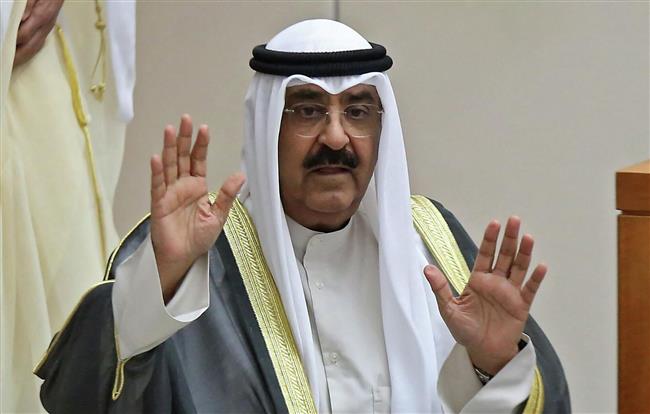 أمير الكويت يوجه بالمتابعة الفورية للوقوف على أسباب اندلاع حريق عقار "المنقف"